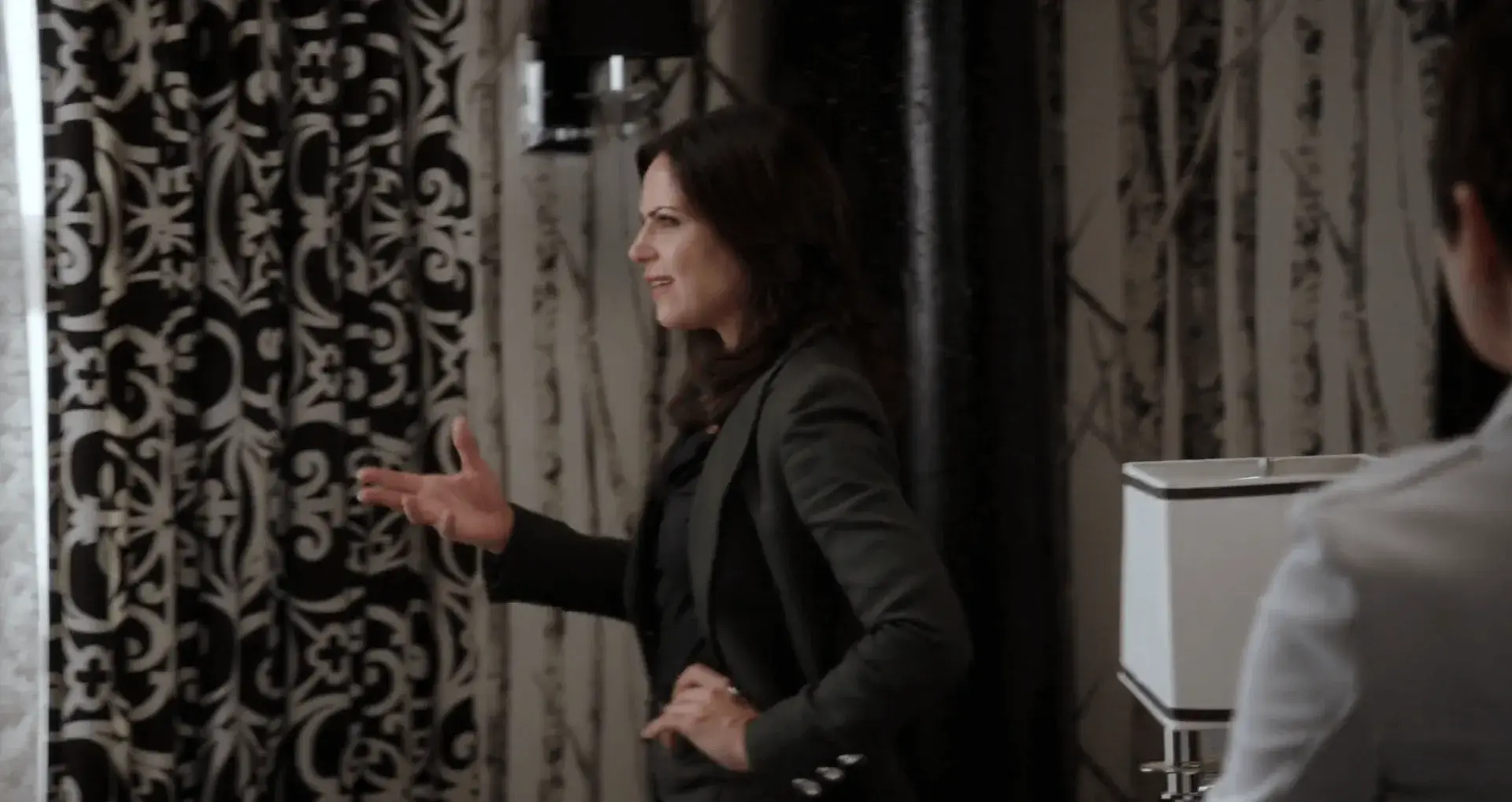 Однажды в сказке 5 сезон 2 серия - 2 кадр